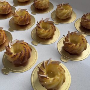 Mini Almond Cakes